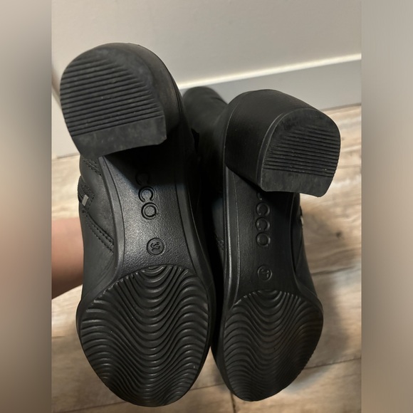 Ecco Genuine Leather Boots - Black - Picture 7 of 7